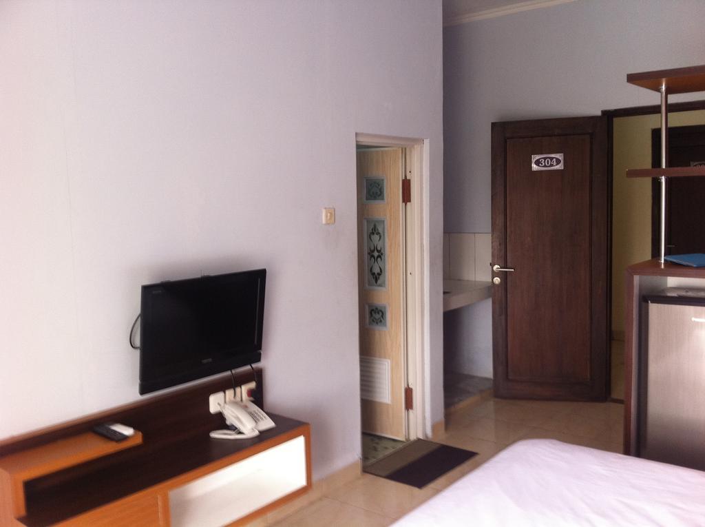 Pineapple Mansion Hotel Surakarta  Luaran gambar