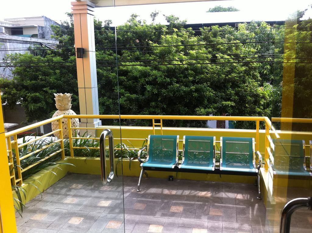 Pineapple Mansion Hotel Surakarta  Luaran gambar