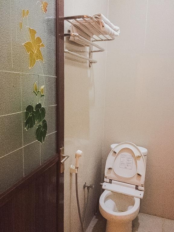 Pineapple Mansion Hotel Surakarta  Luaran gambar