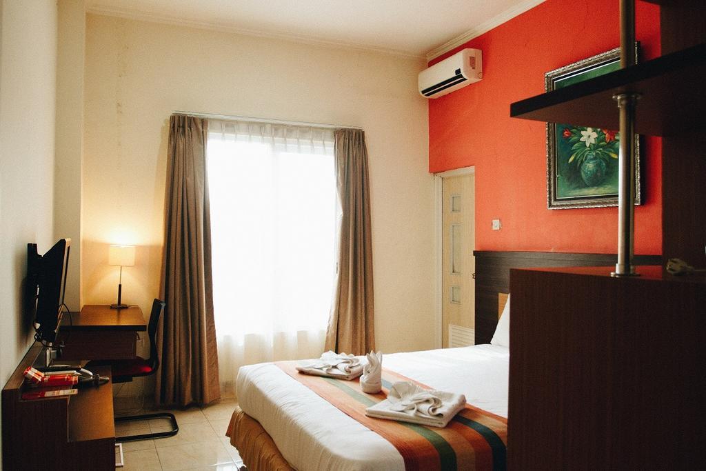 Pineapple Mansion Hotel Surakarta  Luaran gambar