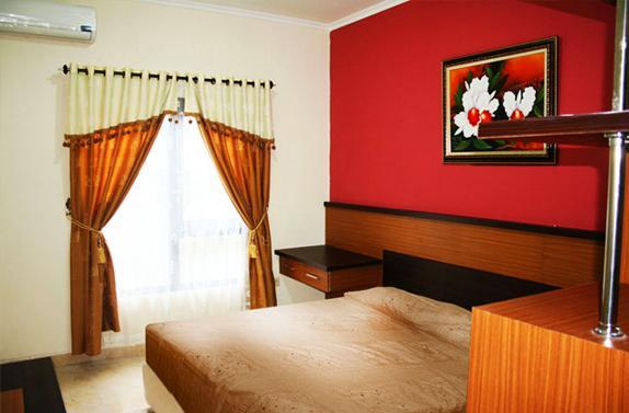 Pineapple Mansion Hotel Surakarta  Luaran gambar