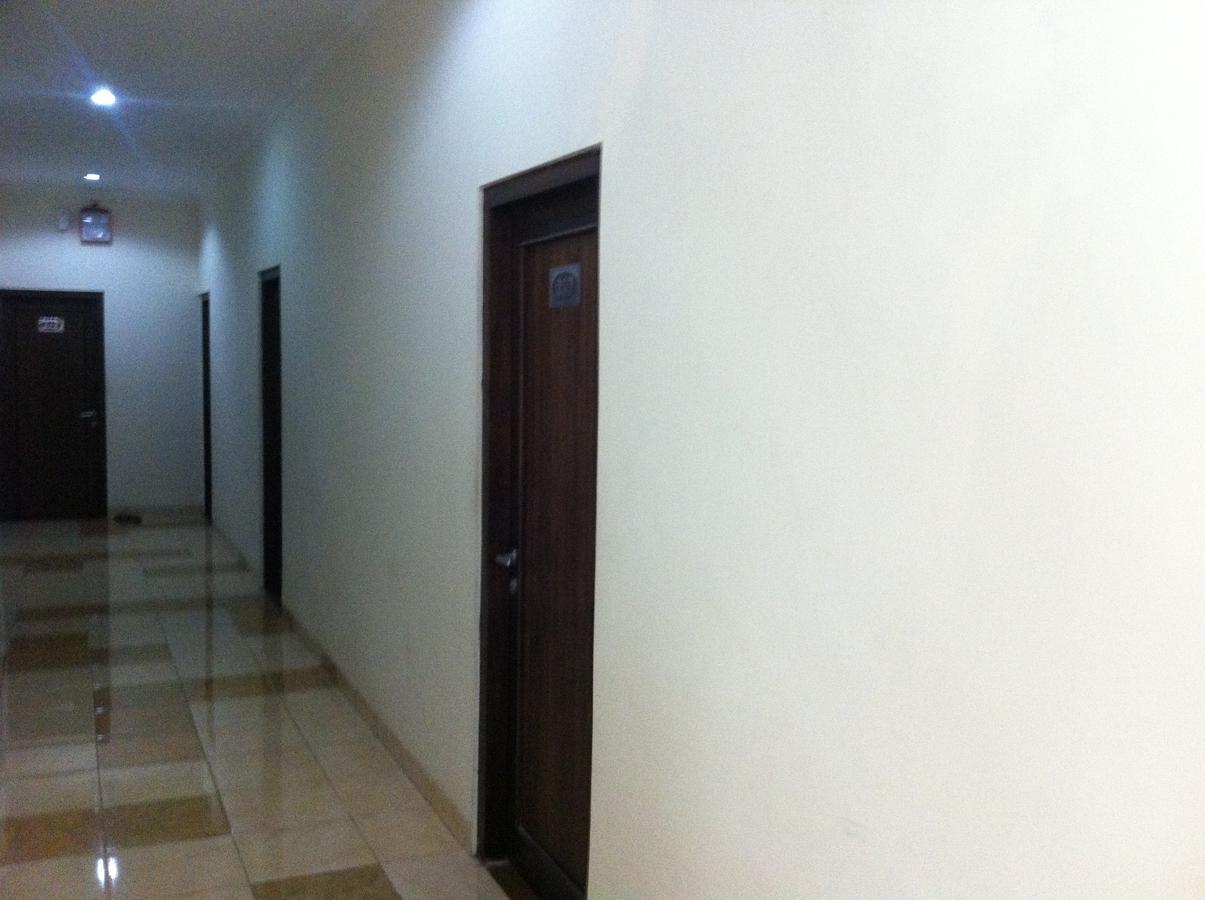 Pineapple Mansion Hotel Surakarta  Luaran gambar