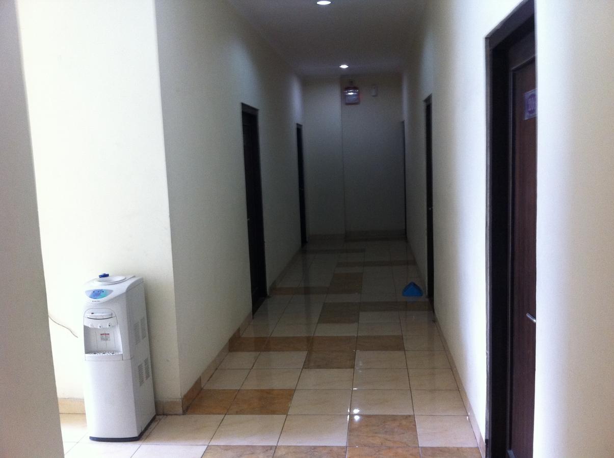 Pineapple Mansion Hotel Surakarta  Luaran gambar