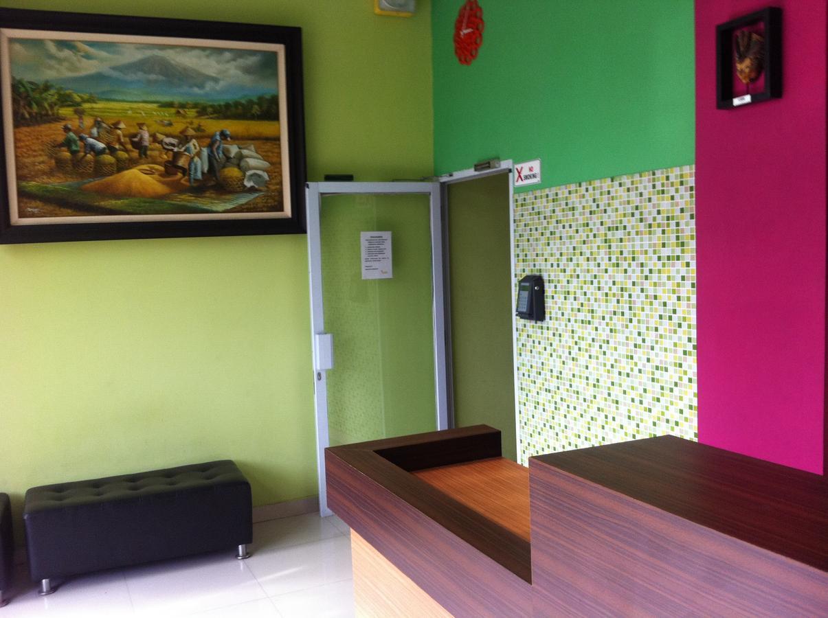 Pineapple Mansion Hotel Surakarta  Luaran gambar