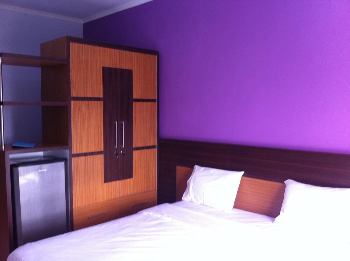 Pineapple Mansion Hotel Surakarta  Bilik gambar